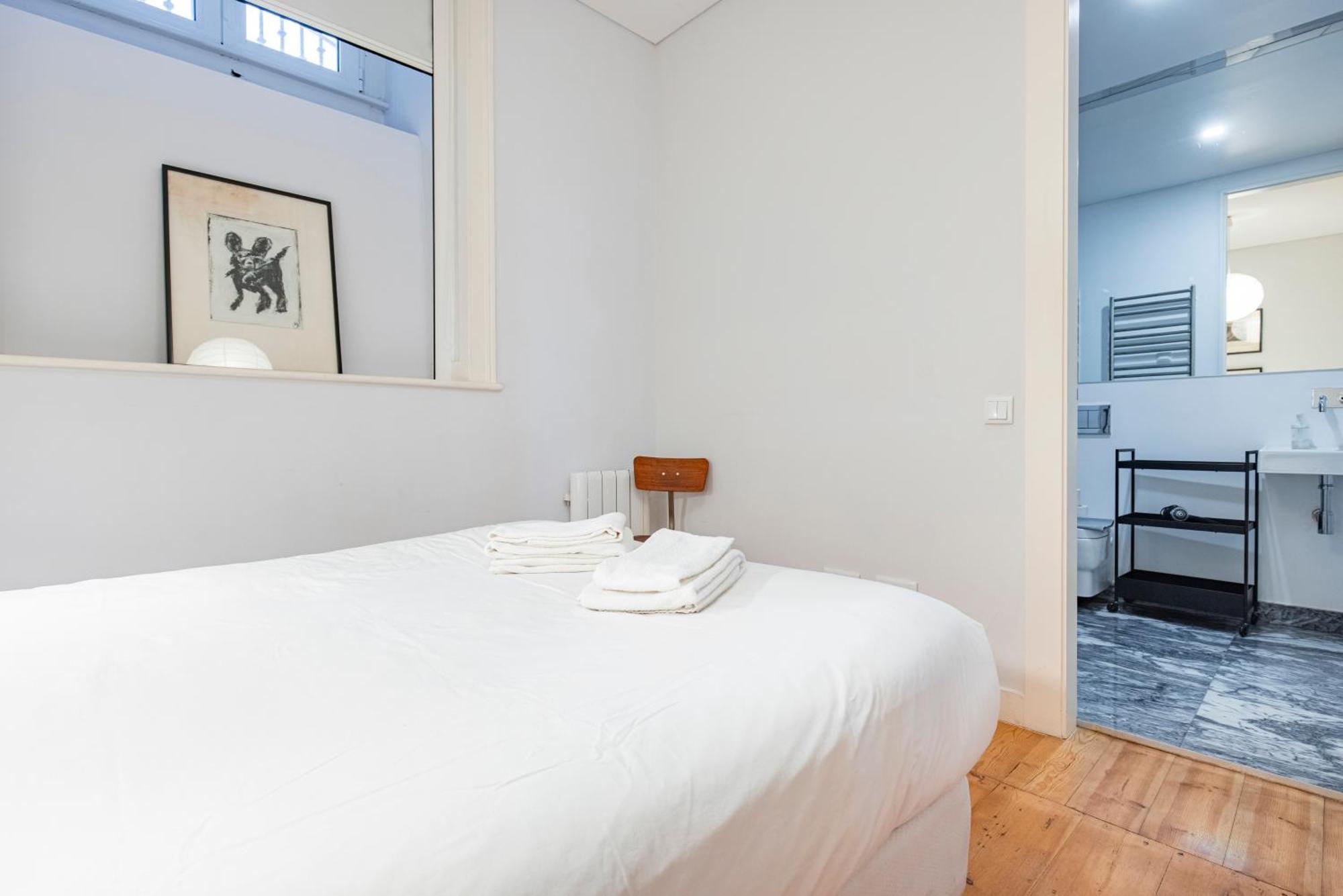Castelo Design Aparment W/ Balcony & Super View By Lovelystay Лиссабон Экстерьер фото